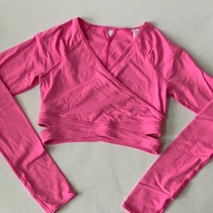 Like new Ivivva pull over.